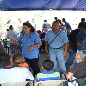 Profesionales de Elim realizan Jornada de Salud en San Jorge, San Miguel