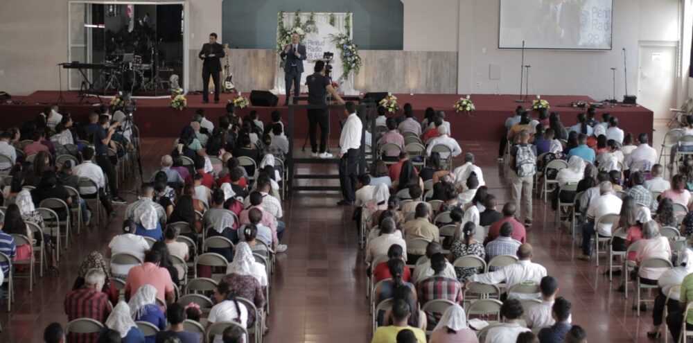 Misión Cristiana Elim celebra 28 años de evangelización en el occidente del país por medio de Plenitud Radio 98.1 FM