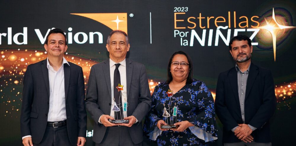 Misión Cristiana Elim y Corporación Cristiana de Radio y Televisión reciben el reconocimiento «Estrellas por la niñez 2023» por parte de Visión Mundial